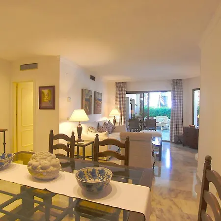1135 Beachfront First Line 3 Pools Tropical Garden Apartment *